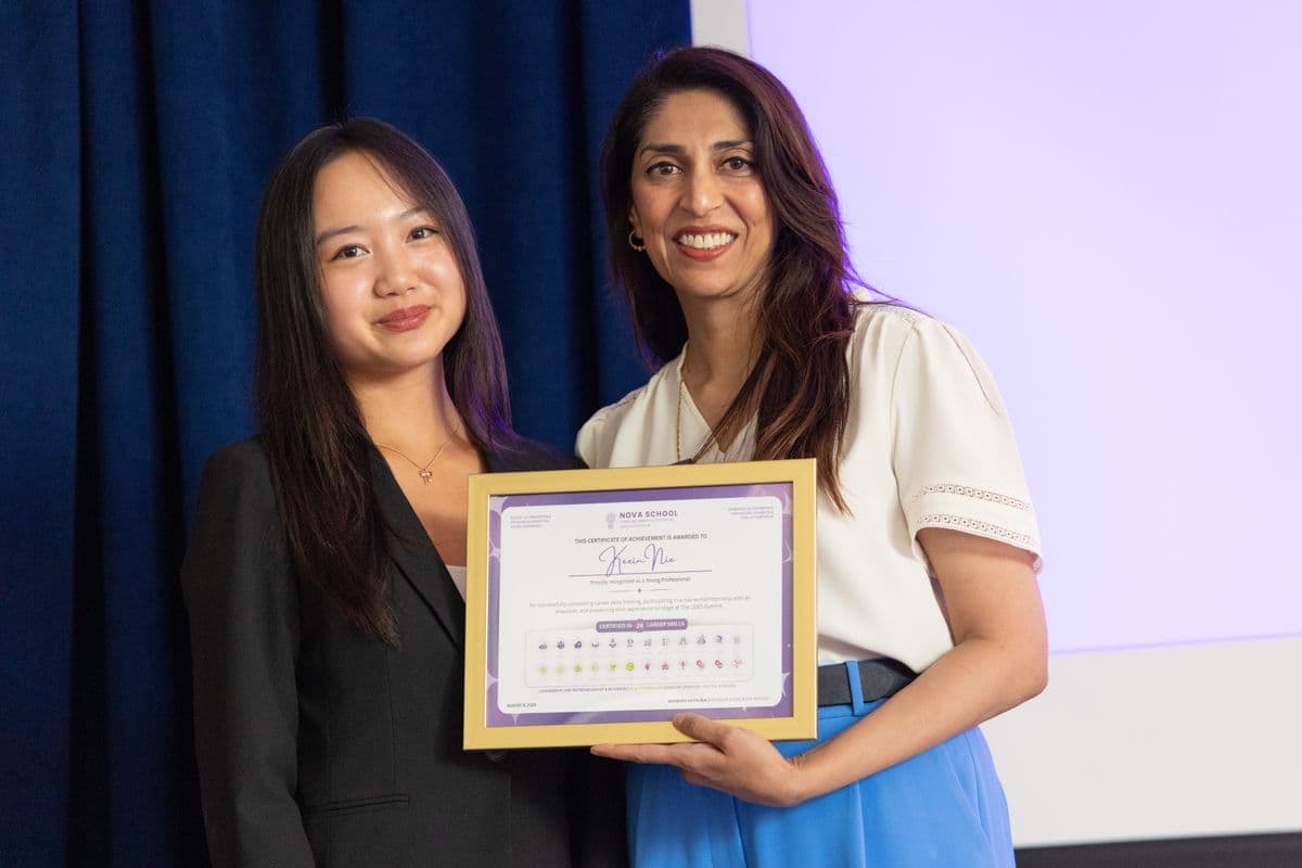 Nova student receiving certificate